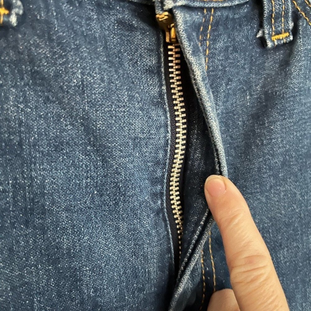 VINTAGE GWG Jeans for Men or Women Size 33 - Picture 6 of 12